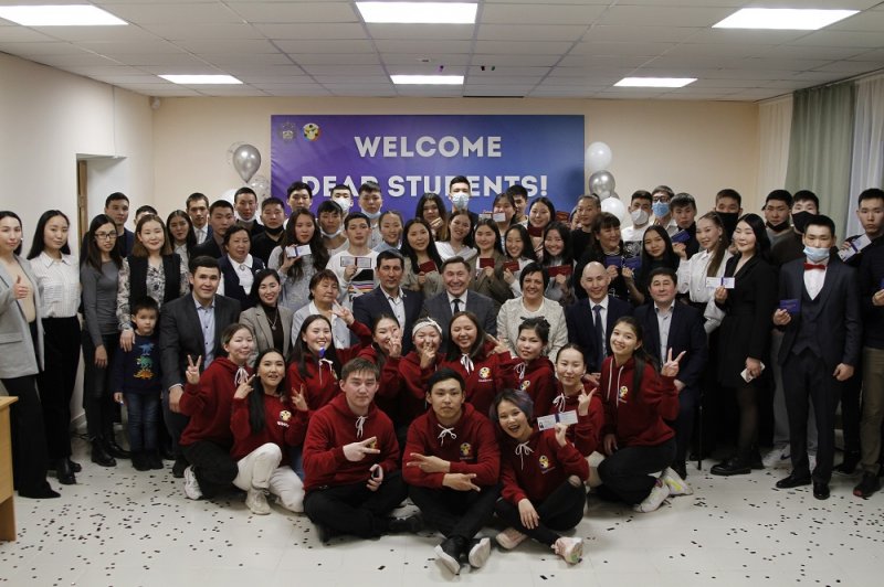 22  апреля 2021г. состоялось посвящение для первокурсников ЧГИФКиС «Welcome dear students».